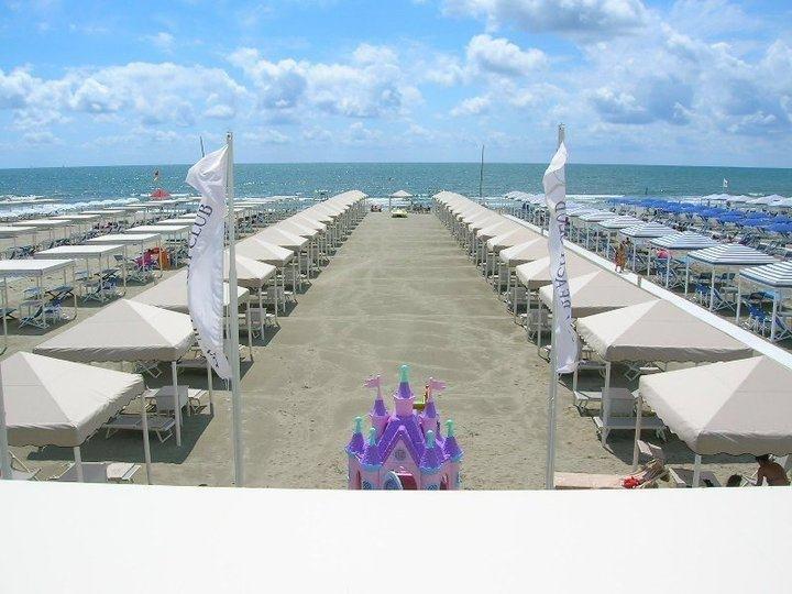 Danio Beach House ليدو دي كامايوري الغرفة الصورة